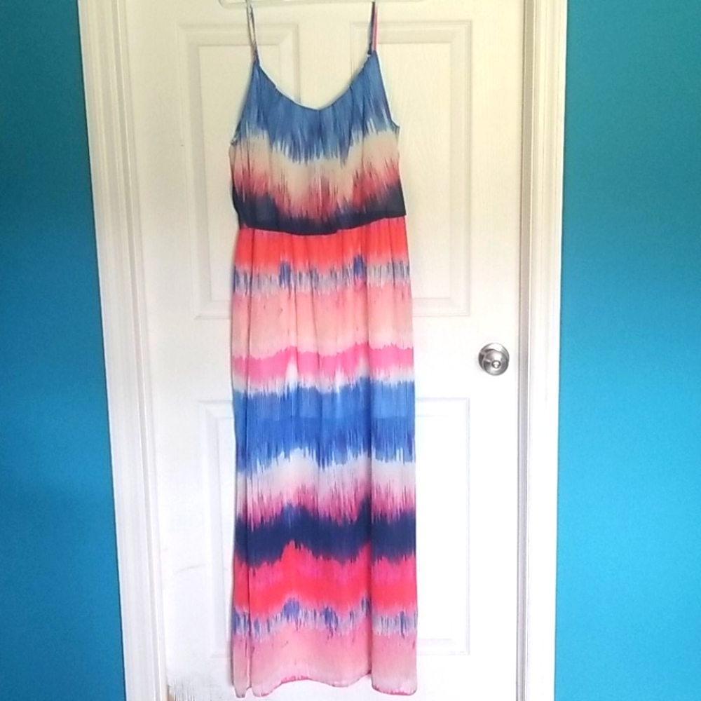 Strappy maxi dress